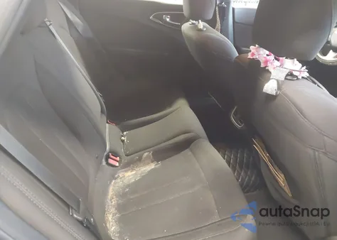 2015 Chrysler 200 Limited z USA, uszkodzony, nr VIN 1C3CCCAB9FN504679